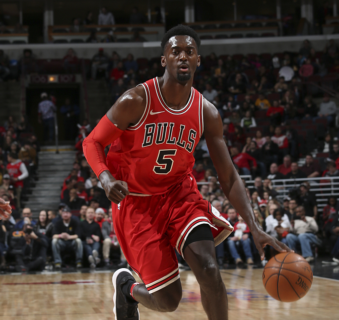 九游体育入口-从窗口期芝加哥公牛调整名单以备NBA季后赛到今夜广东宏远备战国王杯，纽卡斯尔围绕亚冠队长鼓劲